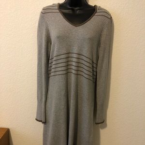 Prana hooded long sleeve dress